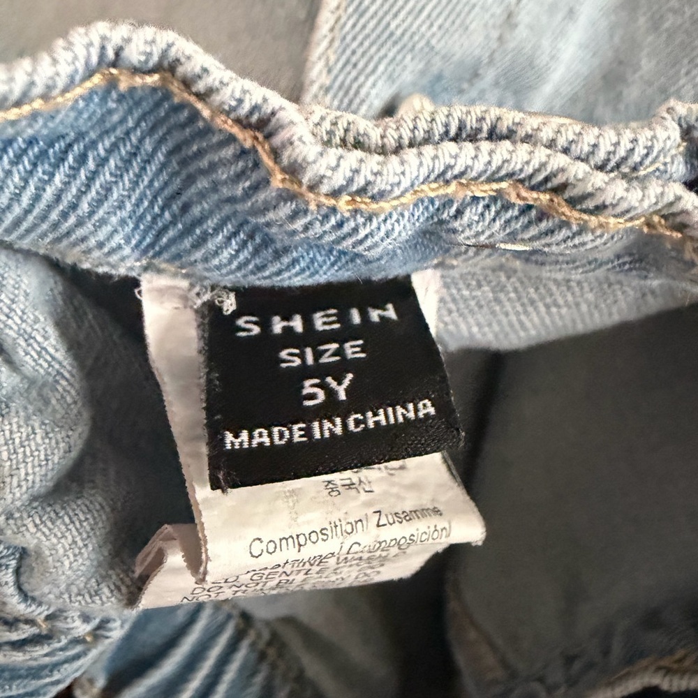 Preloved SHEIN Light Blue Denim Shorts - Picture 3 of 3